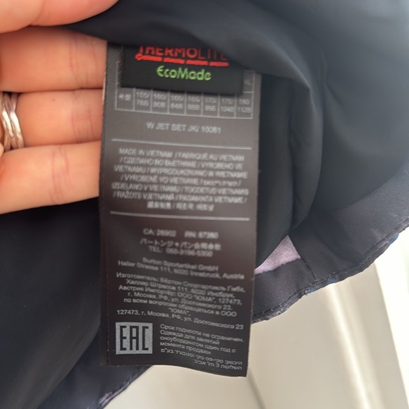 Burton Jacket - Picture 8 of 9